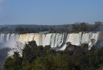 Serendipitous Encounters & 24 Hours in Iguazú