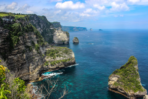 Nusa-Penida-cliffs-bali-indonesia