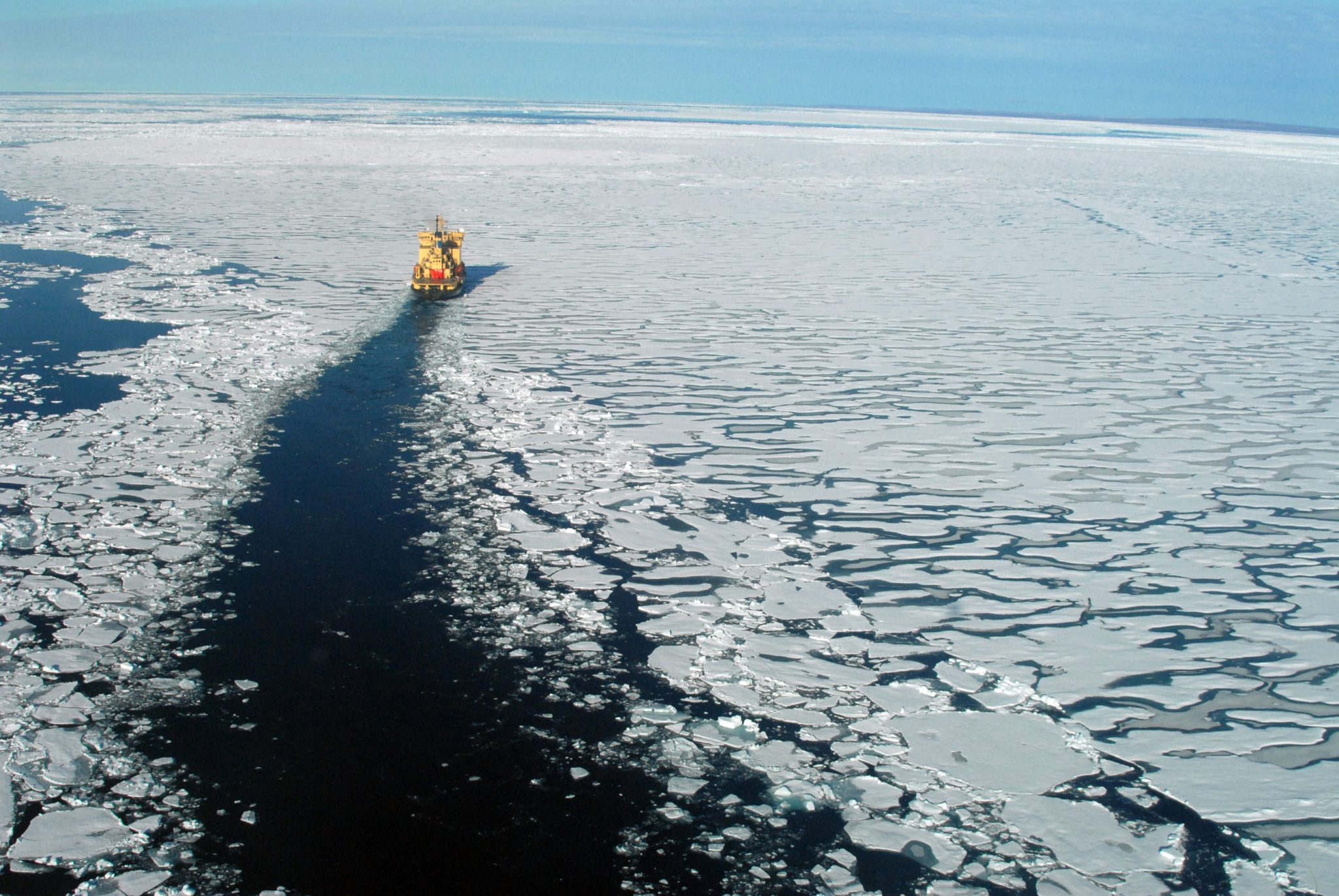 Icebreaker North Pole-min (1)